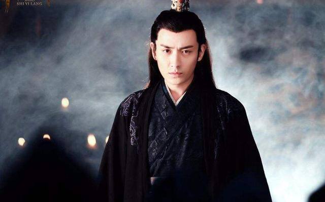 重生之赚它十个亿 小说（网络文娱小说排行榜，男主角各项全能，轻松玩转娱乐圈）