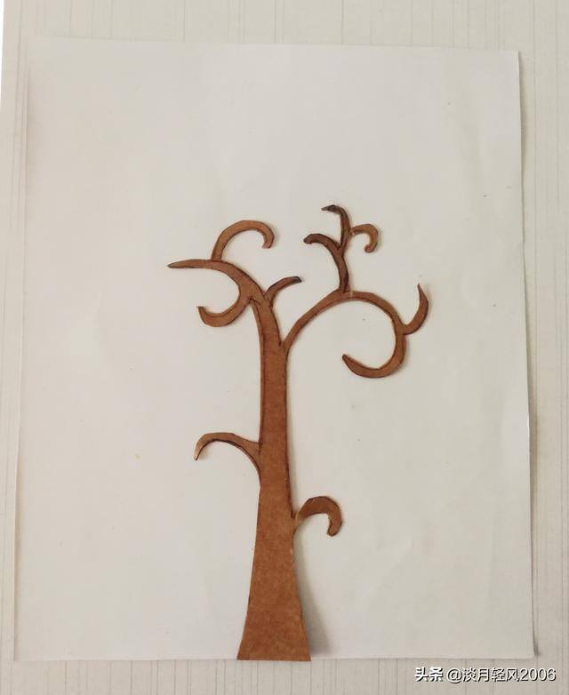 用废品做手工（幼儿园手工：废纸粘贴画）