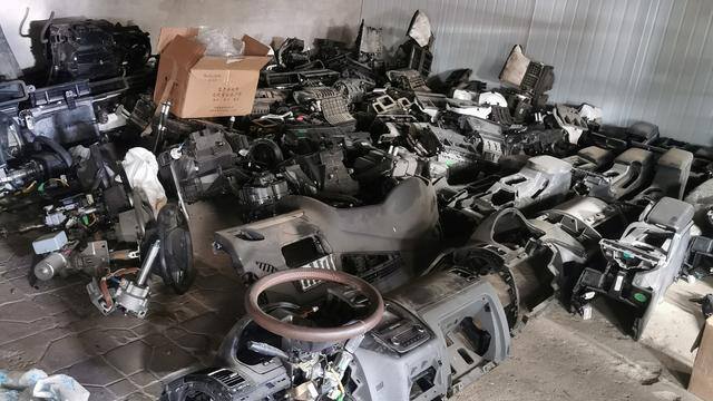在家可开啥小型加工厂（废旧轮胎加工生意怎么做？）