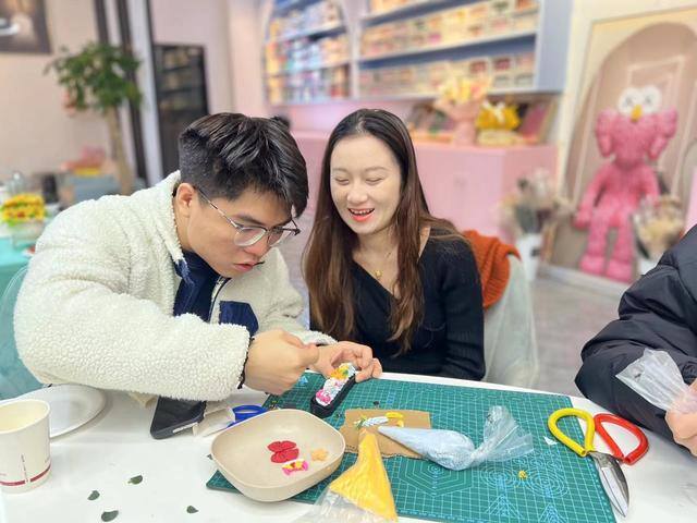 带娃做什么小本生意好（如何经营一家diy手工店）