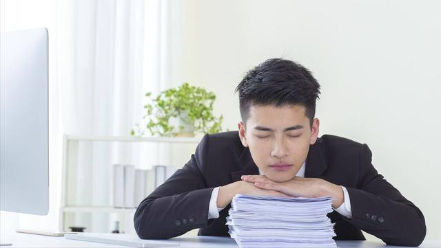现在做什么行业前景好（未来10年，千万别错过这3个赚钱机会）
