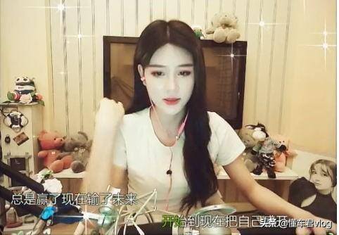 直播唱歌需要什么设备（小奶瓶麦克风选购攻略）