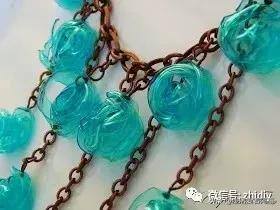一个瓶子可以做什么手工（用塑料瓶改造的小手工也可以这么有质感？这创意牛了）