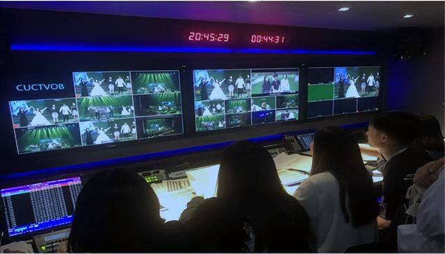 直播平台哪个好（上直播、诺云、轻直播哪个好？）
