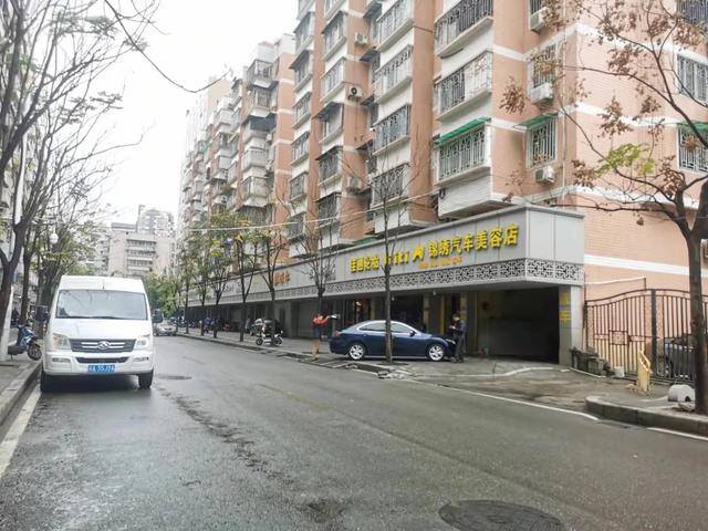 小门面适合做什么生意（如何选择一个能够赚钱的店面？）