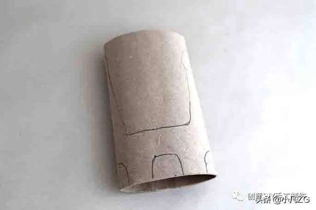 环保手工（幼儿创意手工：废品制作）