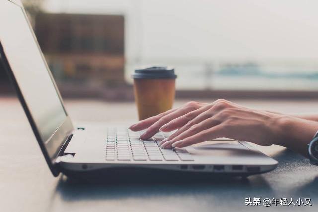 宝妈适合做什么工作又不耽误接孩子（有哪些工作可以让妈妈带着孩子就能完成？）