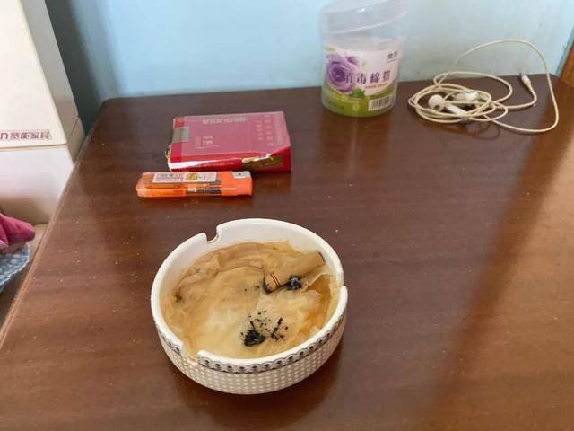 外卖员送一单挣多少钱（外卖小哥吴德宏去世）