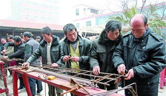 玻利维亚打工一年赚多少人民币