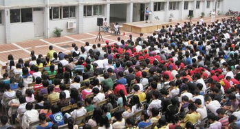 1000人的学校开超市能赚钱吗