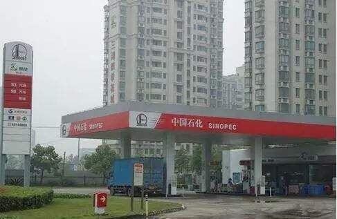 加油站旁边适合做什么生意
