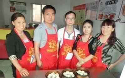 一天卖100份肠粉利润多少