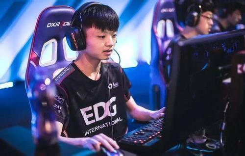 lol职业选手工资