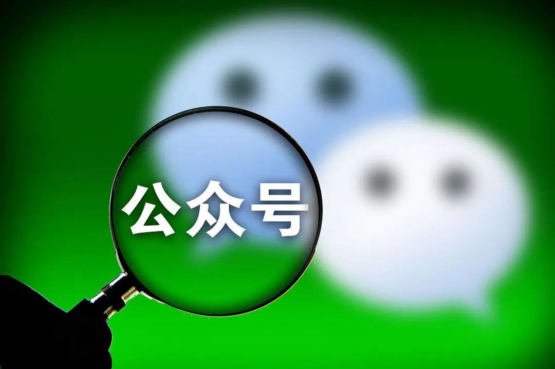 YouTube搬运神器！一键翻译多国语言，自动生成双语字幕，太牛了！