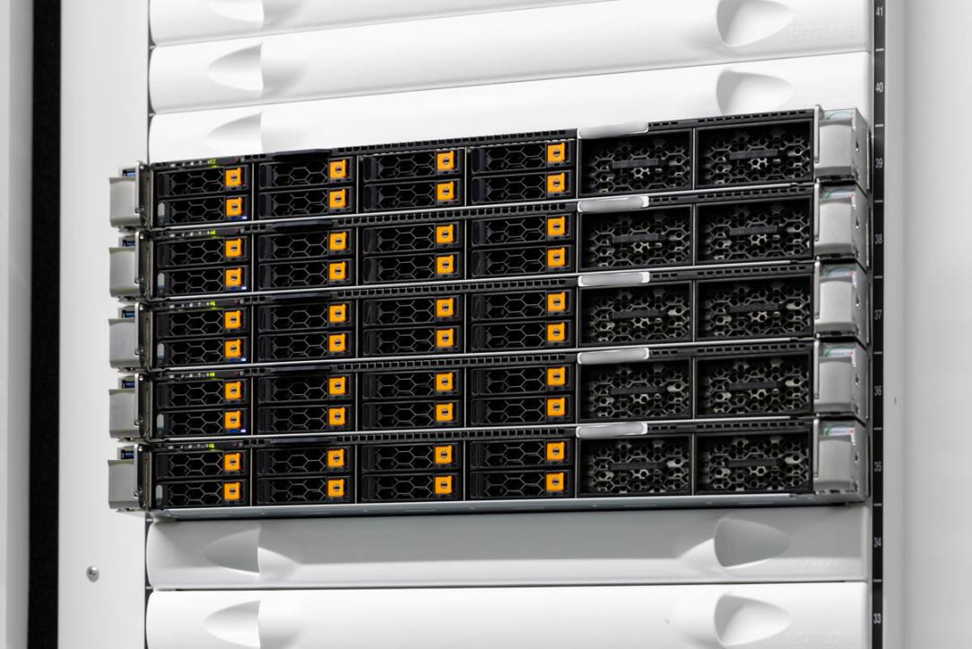122 天打造的奇迹：深入探访 xAI 的 10 万块 GPU 超级 AI 计算机集群